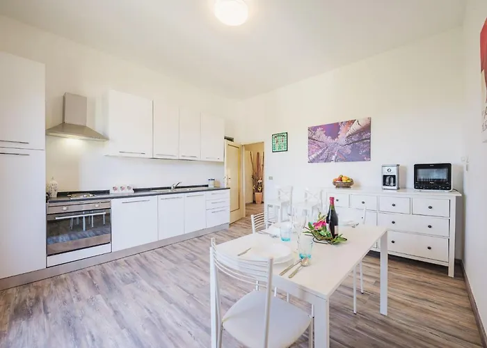 Elena By Interhome Ferienhaus Altopascio