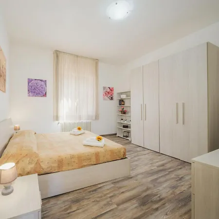 Elena By Interhome * Altopascio